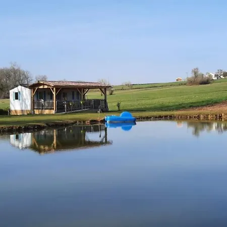 Etang Pre De La Font Campsite *
