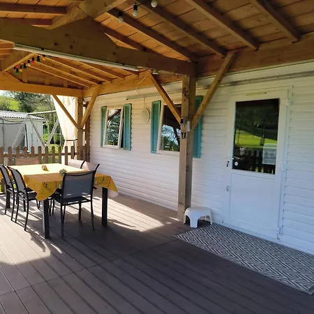 Etang Pre De La Font Kemping *